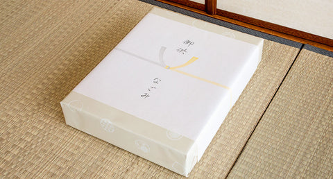 盆提灯の正しい贈り方とは？時期や提灯の種類、のしの書き方を解説